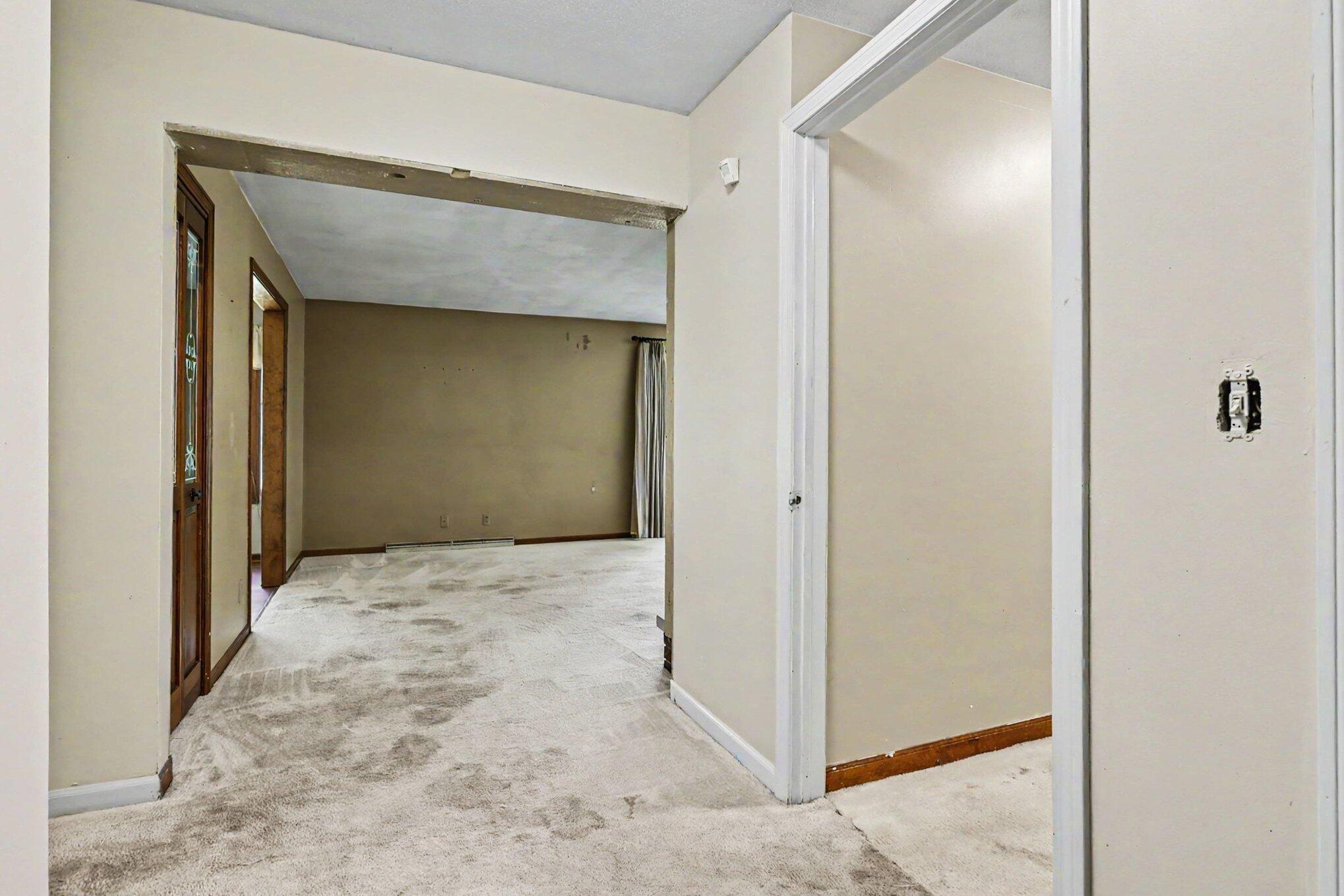 8304 Hollywood Road Baroda, MI 49101 - Photo 5 of 45 014_file_1324