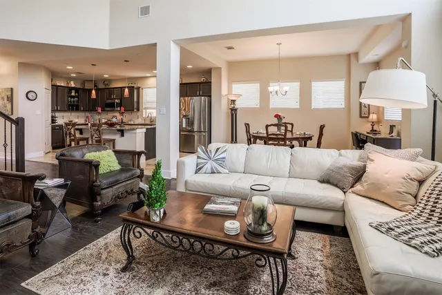 $675,000 | 11913 Natures Bend, Austin, TX 78753