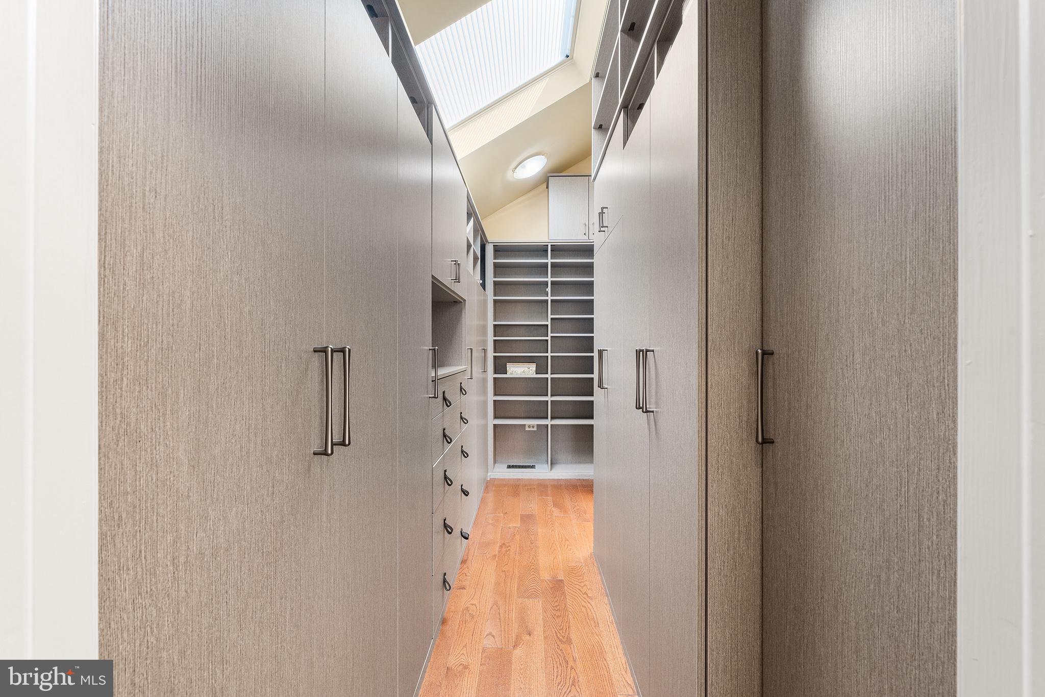 304 Conshohocken State Road Narberth, PA 19072 - Photo 22 of 44 Primary walk in closer