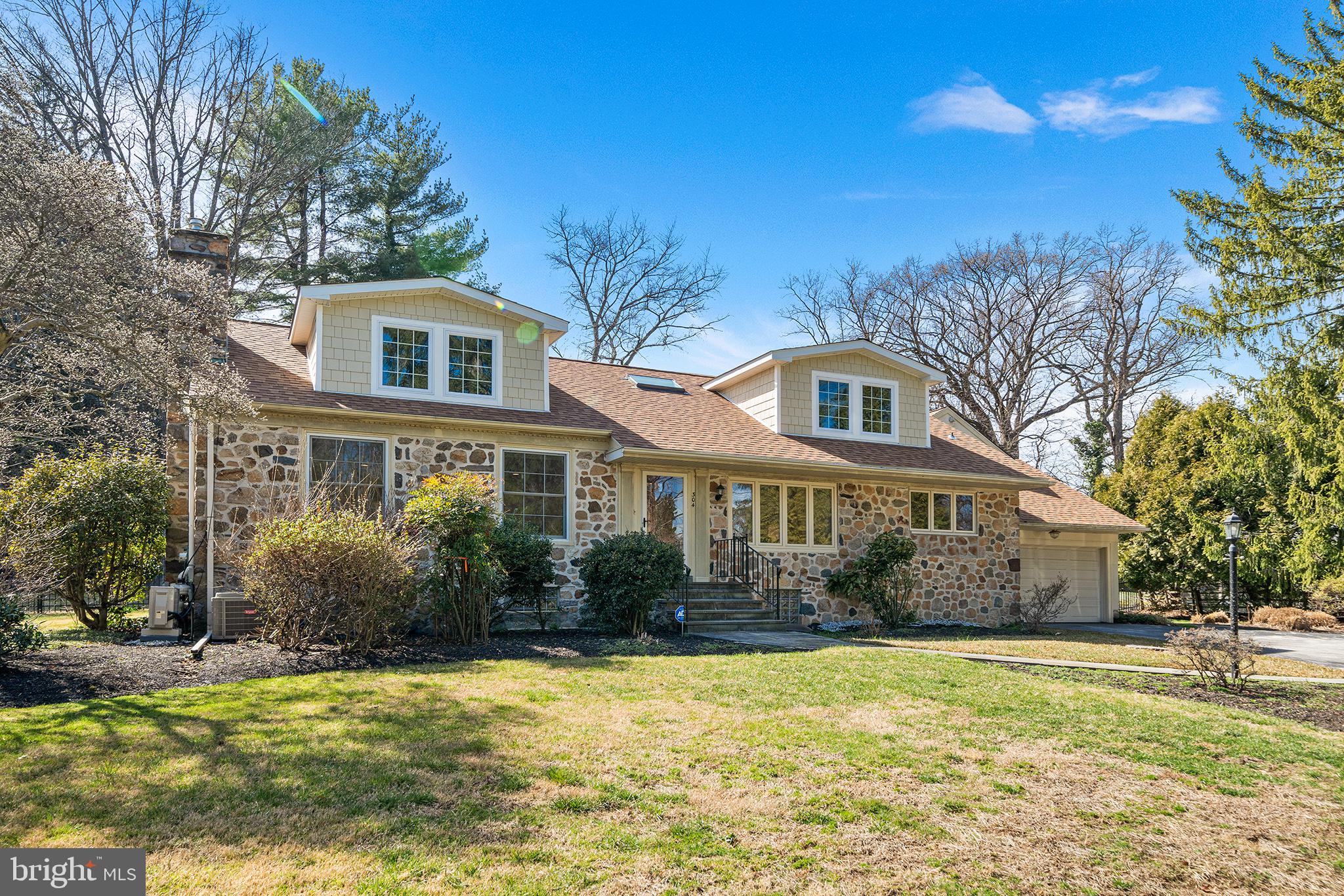304 Conshohocken State Road Narberth, PA 19072 - Photo 3 of 44