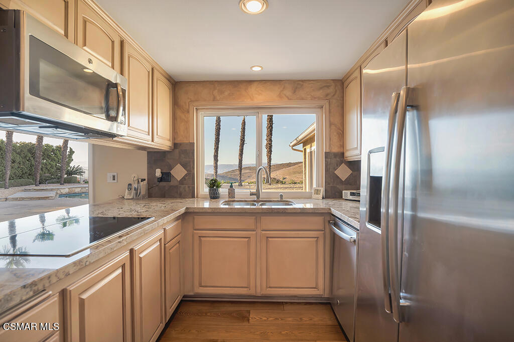 2147 McCrea Road Thousand Oaks, CA 91362 - Photo 26 of 38