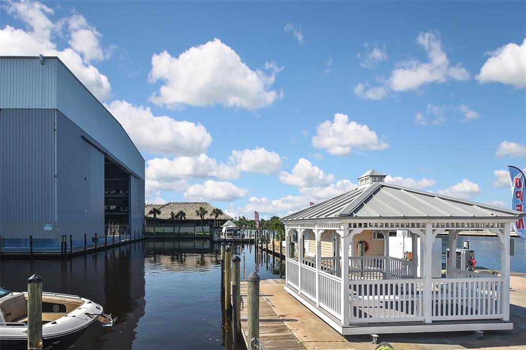 100 Circuit Road, Unit N80 Nokomis, FL 34275 - Photo 9 of 14 a view of a house with a patio