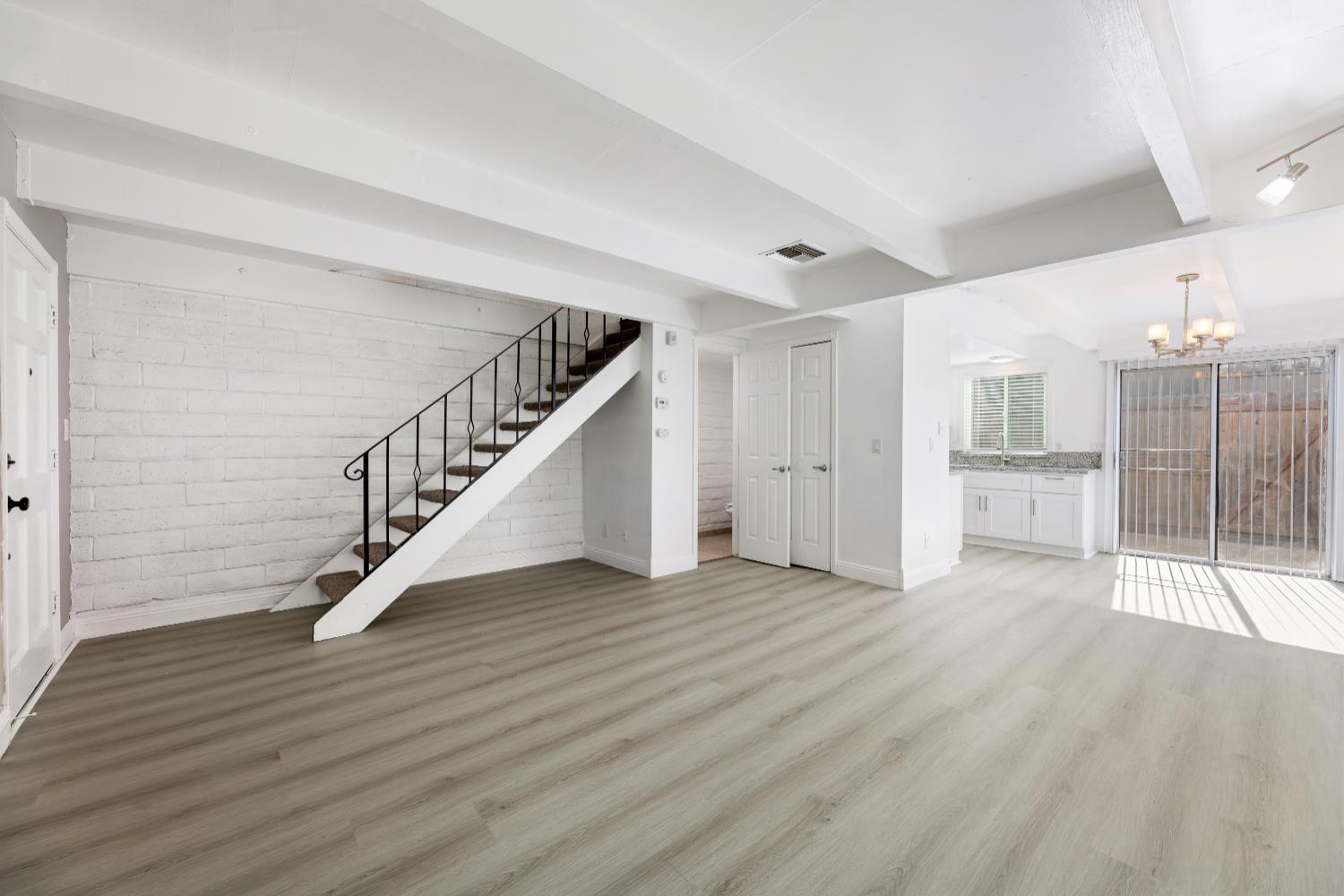 864 Rutledge Drive Lodi, CA 95242 - Photo 5 of 23