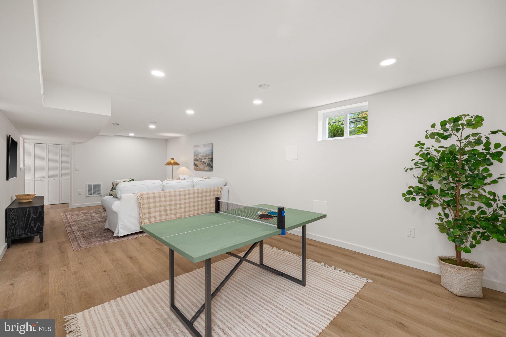 2502 Londonderry Road Alexandria, VA 22308 - Photo 54 of 65 Gallery Image 54