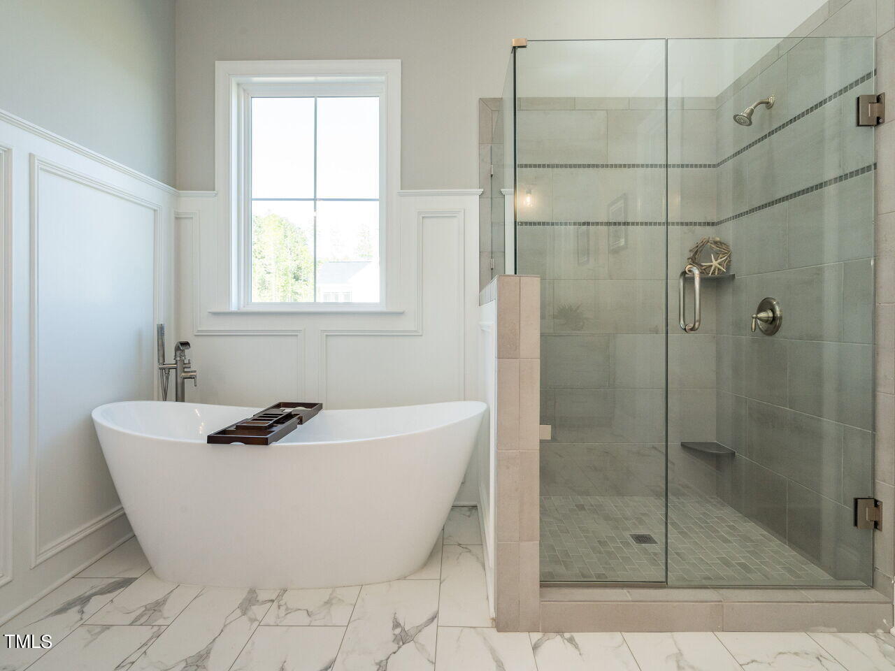 254 Batten Hl Lane Selma, NC 27576 - Photo 20 of 36 022-1280x960-primary-shower-and-tub