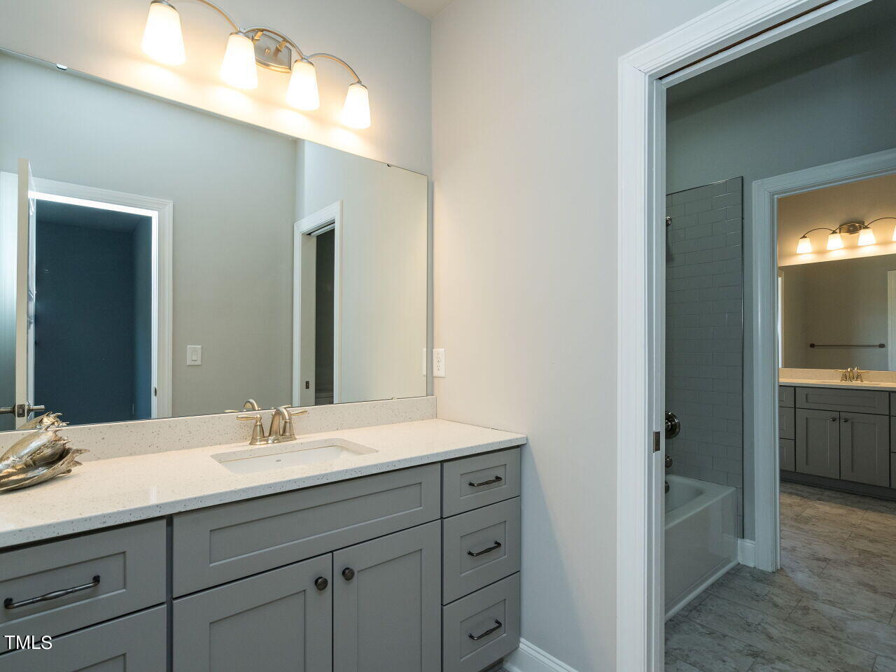 254 Batten Hl Lane Selma, NC 27576 - Photo 28 of 36 030-1280x960-jack-and-jill-bath