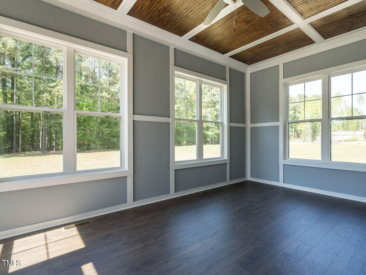 254 Batten Hl Lane Selma, NC 27576 - Photo 30 of 36 032-1280x960-three-season-room