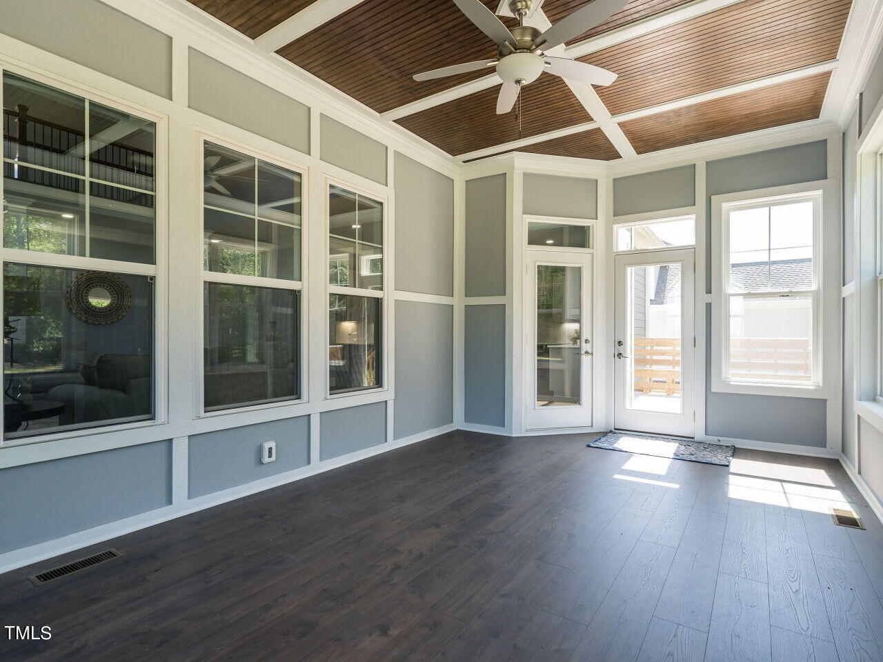 254 Batten Hl Lane Selma, NC 27576 - Photo 31 of 36 033-1280x960-three-season-room