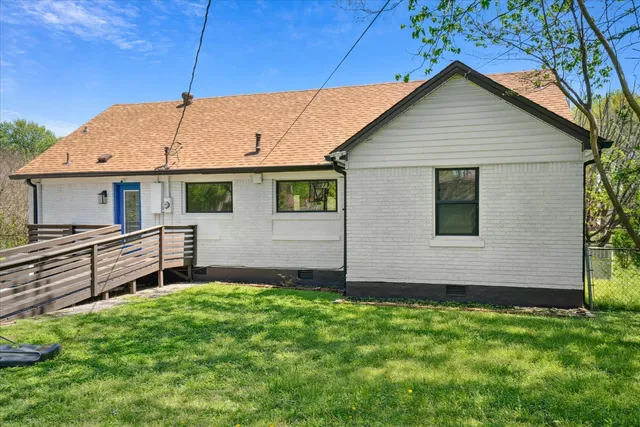 $324,000 | 615 E Parkway South, Memphis, TN 38104