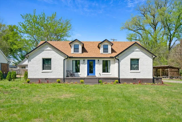 $324,000 | 615 E Parkway South, Memphis, TN 38104