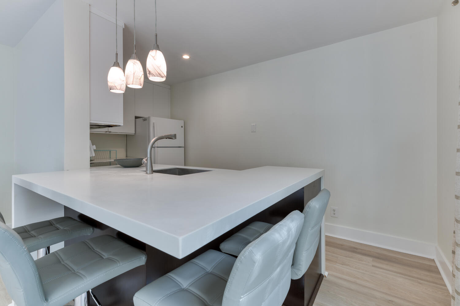 1605 Us-1, Unit 12B Jupiter, FL 33477 - Photo 4 of 28 KITCHEN