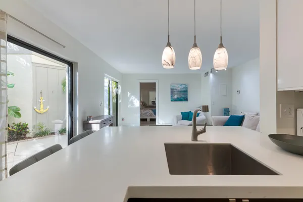 $2,200 | 1605 Us-1, Unit 12B, Jupiter, FL 33477
