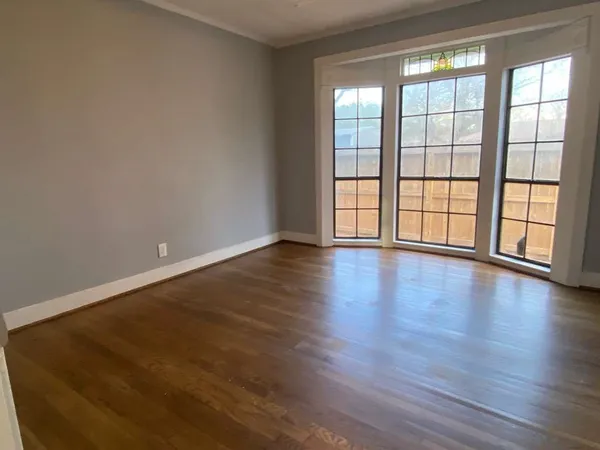 $1,150 | 204 East Houston Street, Unit A, Highlands, TX 77562