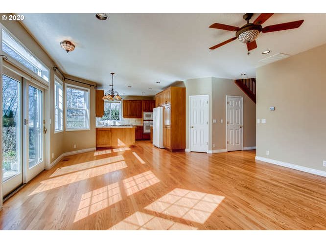 5688 Ridgetop Court Lake Oswego, OR 97035 - Photo 11 of 32 Gallery Image 11