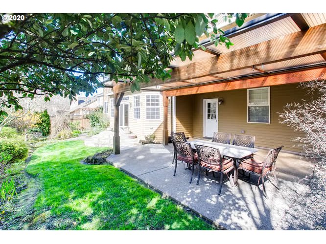 5688 Ridgetop Court Lake Oswego, OR 97035 - Photo 29 of 32 Gallery Image 29