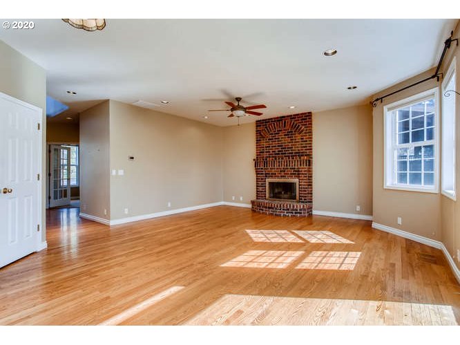 5688 Ridgetop Court Lake Oswego, OR 97035 - Photo 10 of 32 Gallery Image 10