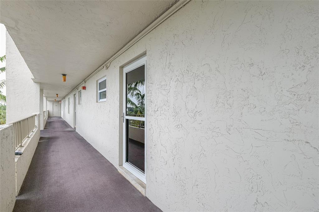 3930 Inverrary Boulevard, Unit 407D Lauderhill, FL 33319 - Photo 32 of 60