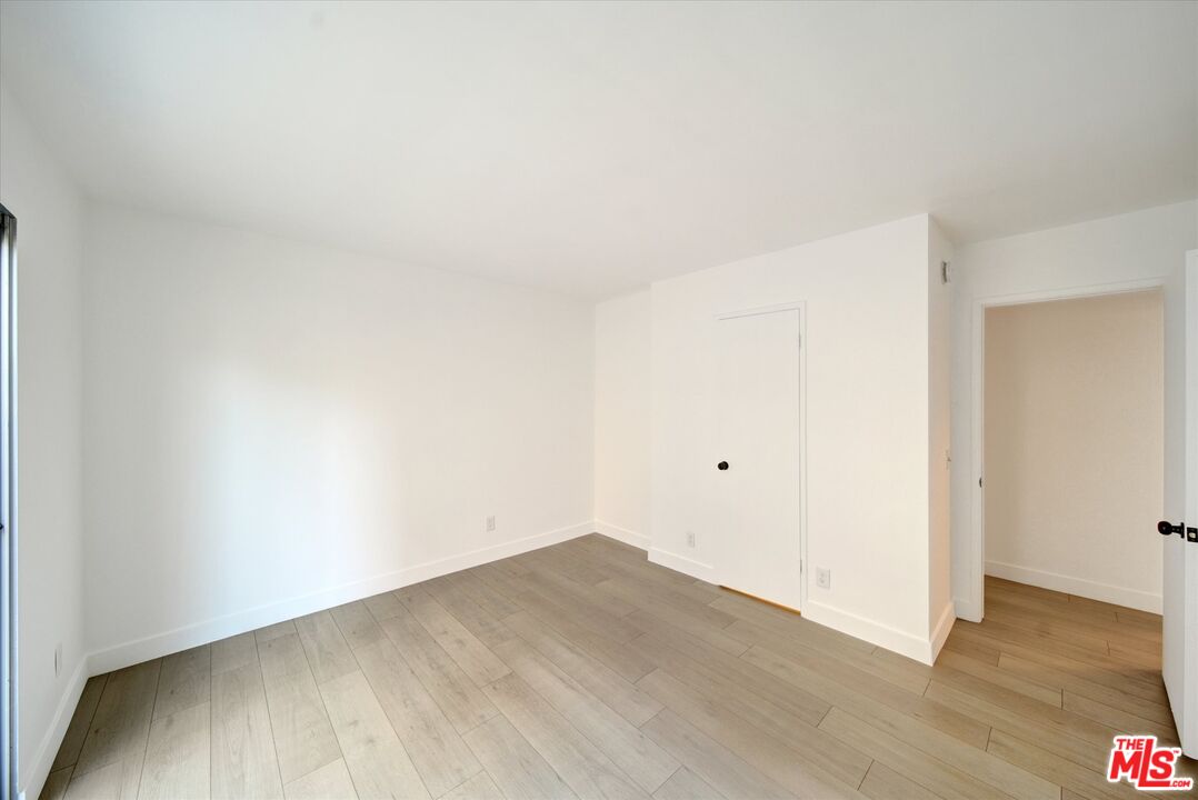 15 Spinnaker Street, Unit 101 Marina del Rey, CA 90292 - Photo 17 of 39