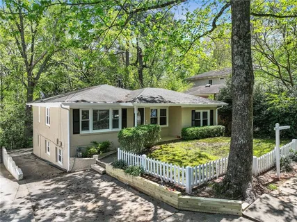 $900,000 | 2585 Acorn Avenue Northeast, Atlanta, GA 30305