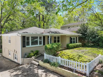 $900,000 | 2585 Acorn Avenue Northeast, Atlanta, GA 30305
