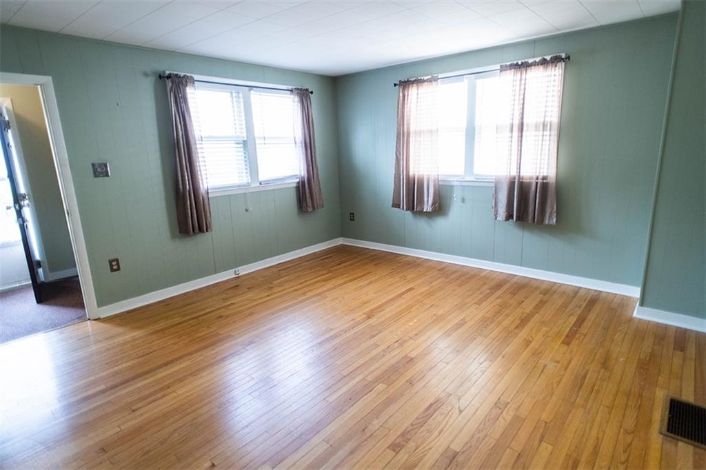 575 Clark Street Indiana, PA 15701 - Photo 3 of 25 Interior