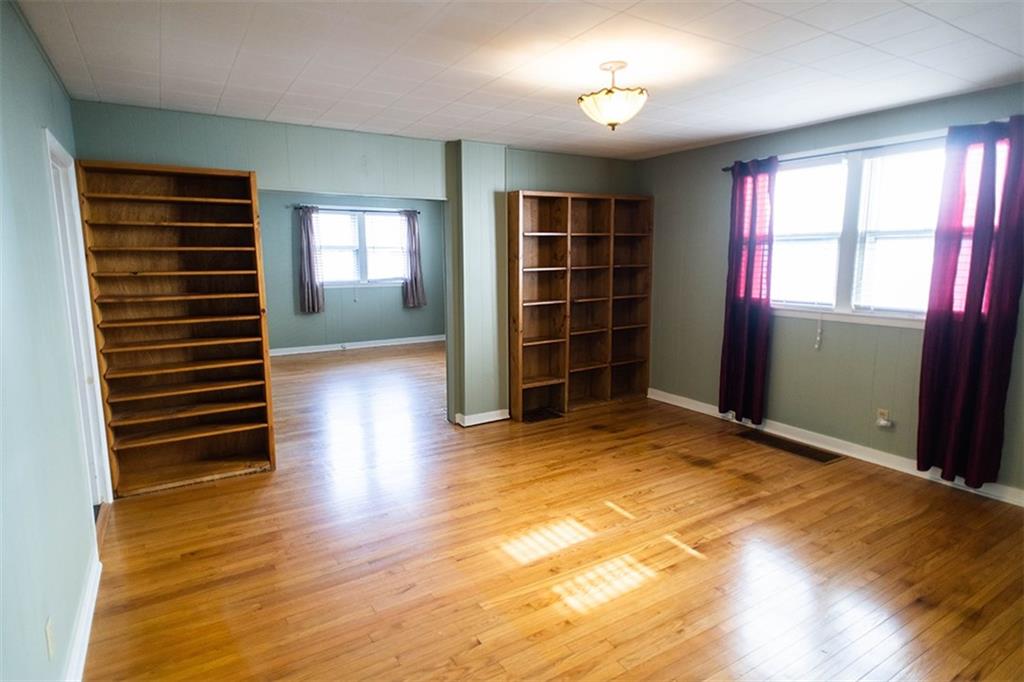 575 Clark Street Indiana, PA 15701 - Photo 4 of 25 Interior