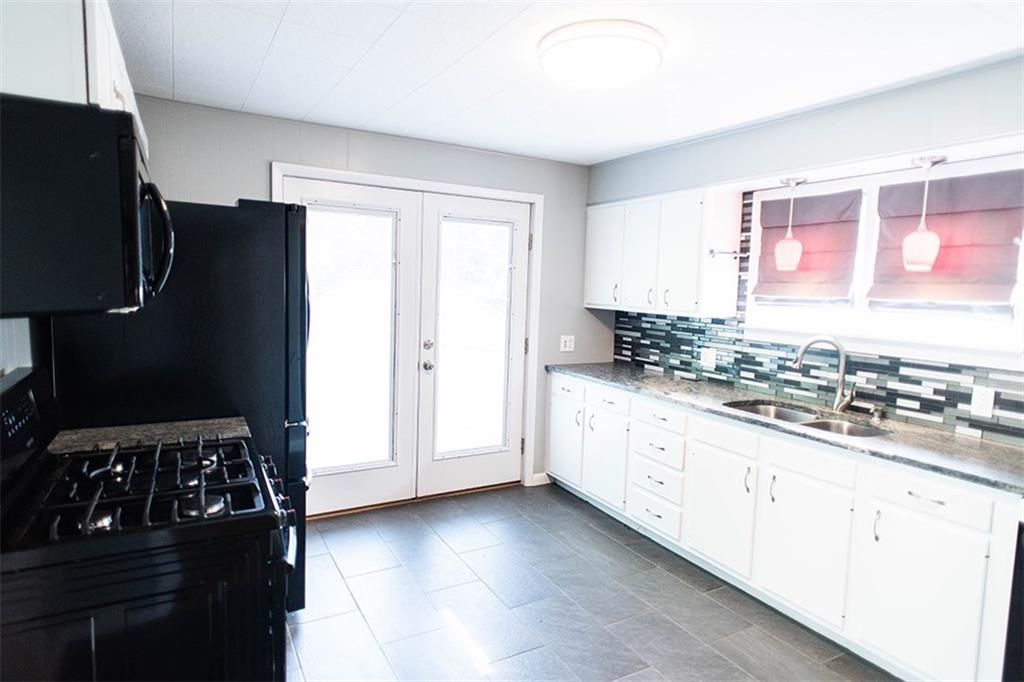 575 Clark Street Indiana, PA 15701 - Photo 7 of 25 Kitchen