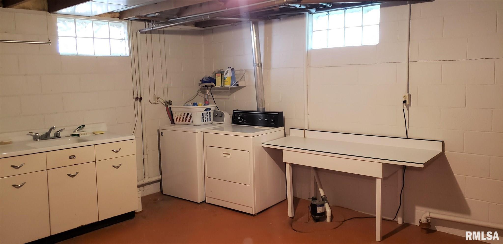 4501 Jersey Ridge Road Davenport, IA 52807 - Photo 14 of 19 Gallery Image 14