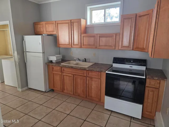 $124,000 | 9 Penrose Avenue, Mechanicville, NY 12118