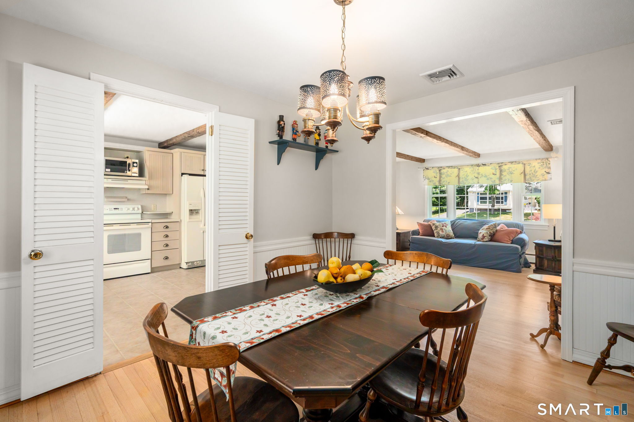 74 Arnott Road Manchester, CT 06040 - Photo 15 of 39