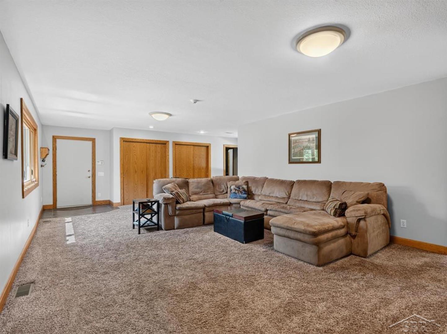 457 East Mier Road Midland, MI 48642 - Photo 14 of 53