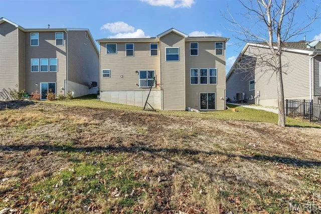 $415,000 | 1640 Ridgeway Trail, Fenton, MO 63026