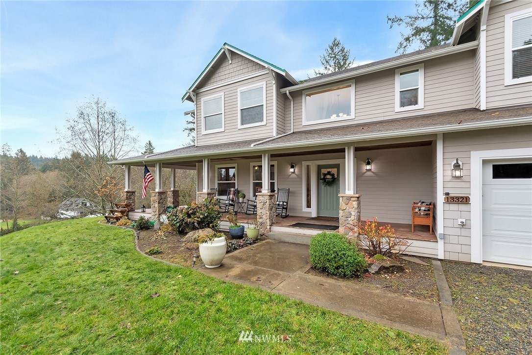 13321 Wallace Road Southeast Olalla, WA 98359 - Photo 3 of 40 Gallery Image 3