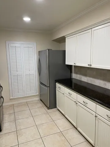 $1,895 | 6452 Olympia Drive, Houston, TX 77057