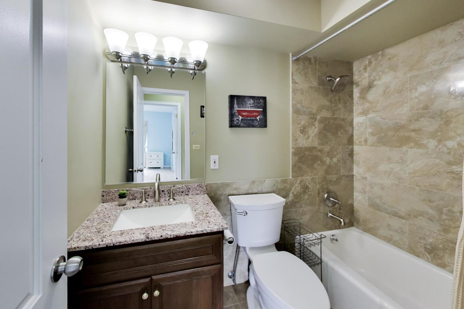 201 Thames Parkway, Unit 3G Park Ridge, IL 60068 - Photo 23 of 27