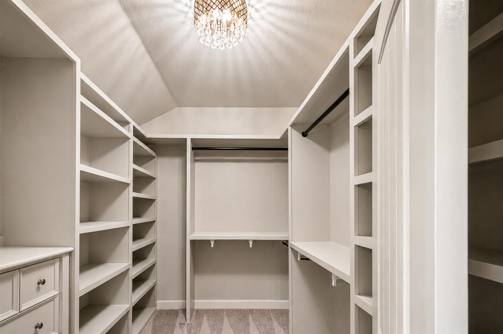 1070 Shepard Lane Lavon, TX 75166 - Photo 21 of 29 a view of an empty walk in closet