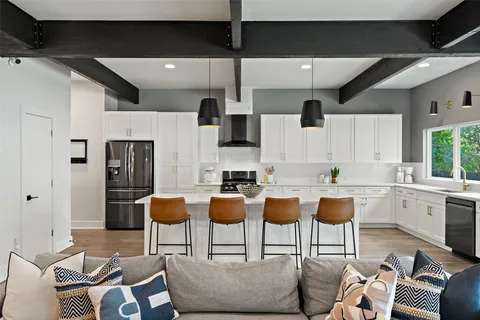 $1,495,000 | 5721 Louise Lane, Austin, TX 78757