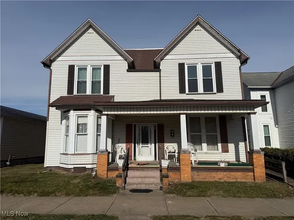 $69,900 | 507 West 3rd Street, Uhrichsville, OH 44683