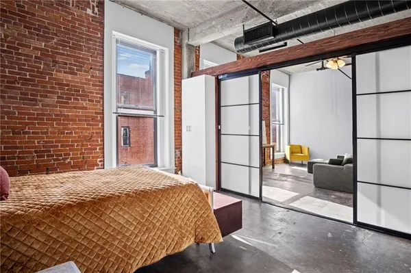 $211,000 | 113 West 5th Street, Unit 208, Kansas City, MO 64105