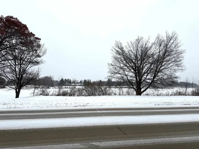 $429,995 | 3009 Riverside Avenue, Marinette, WI 54143