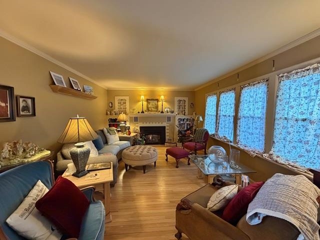 3009 Riverside Avenue Marinette, WI 54143 - Photo 9 of 26