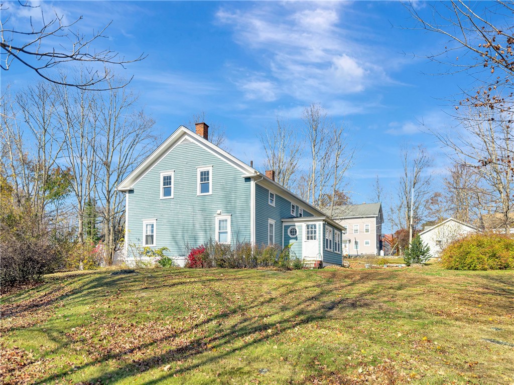 17 Ives Street Scituate, RI 02831 - Photo 5 of 37