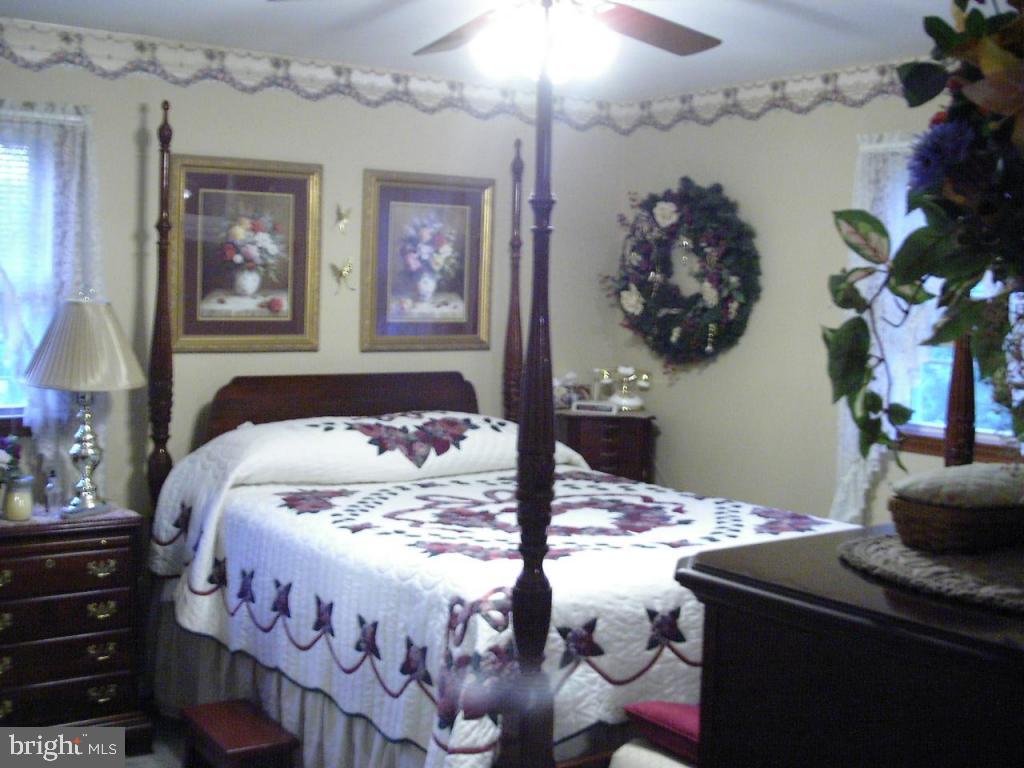 1322 Ridge Avenue Stevens, PA 17578 - Photo 9 of 29 Gallery Image 9