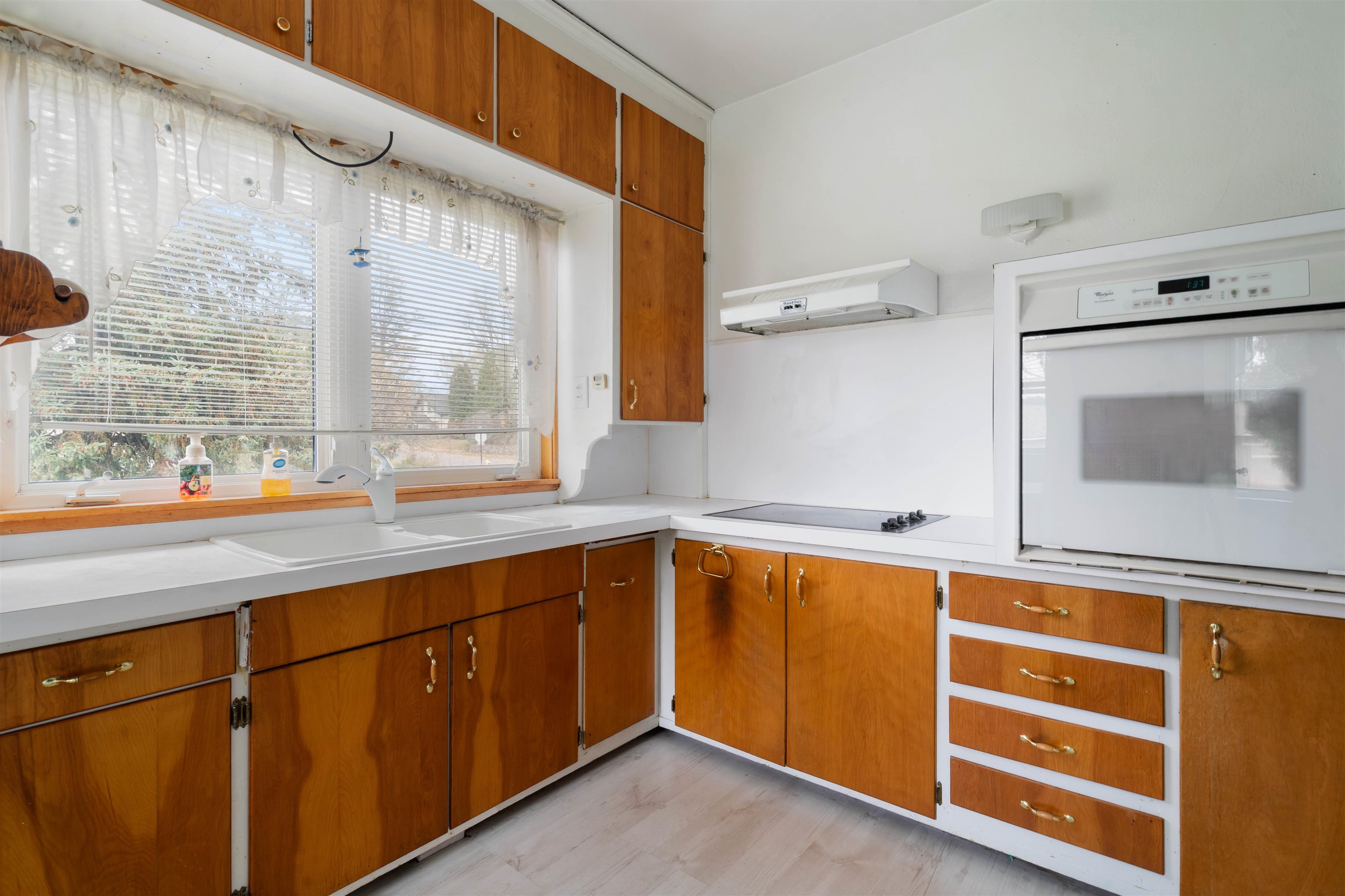 405 4th Street Cloquet, MN 55720 - Photo 15 of 30 Kitchen