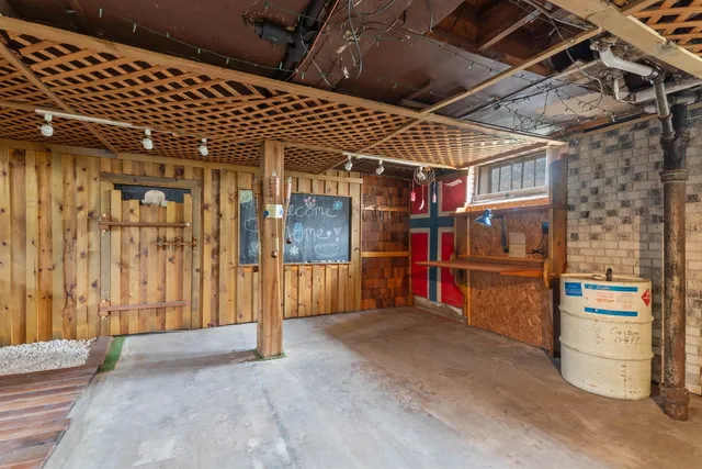 $274,900 | 405 4th Street, Cloquet, MN 55720