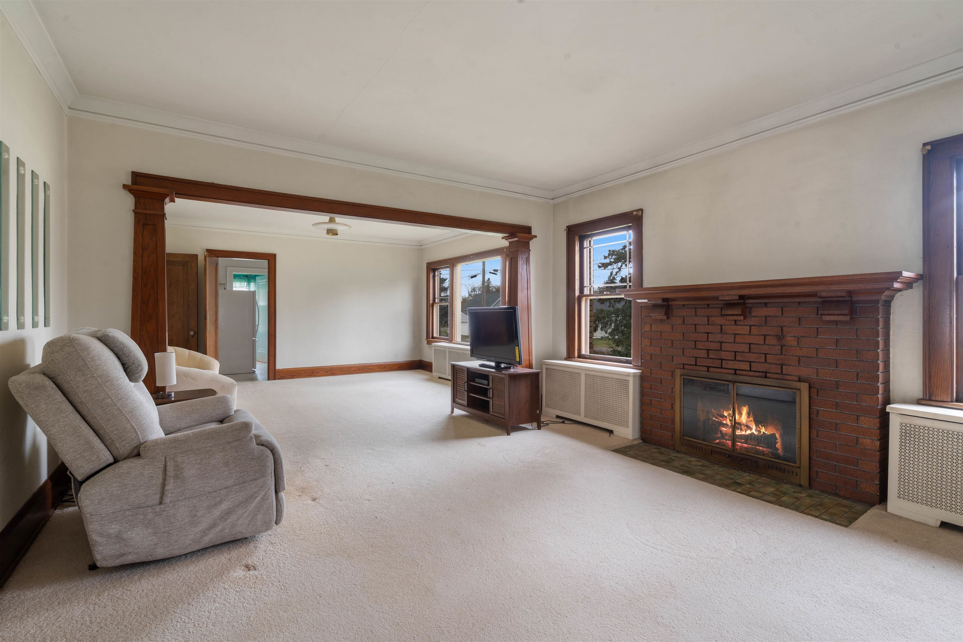 405 4th Street Cloquet, MN 55720 - Photo 5 of 30 Living Room