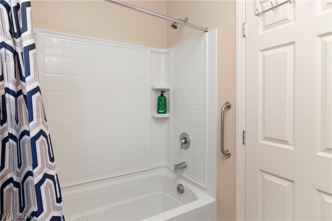 2079 Port Royal Drive Laughlin, NV 89029 - Photo 49 of 86 Bathroom with shower / tub combo in Casita / private guest quarters