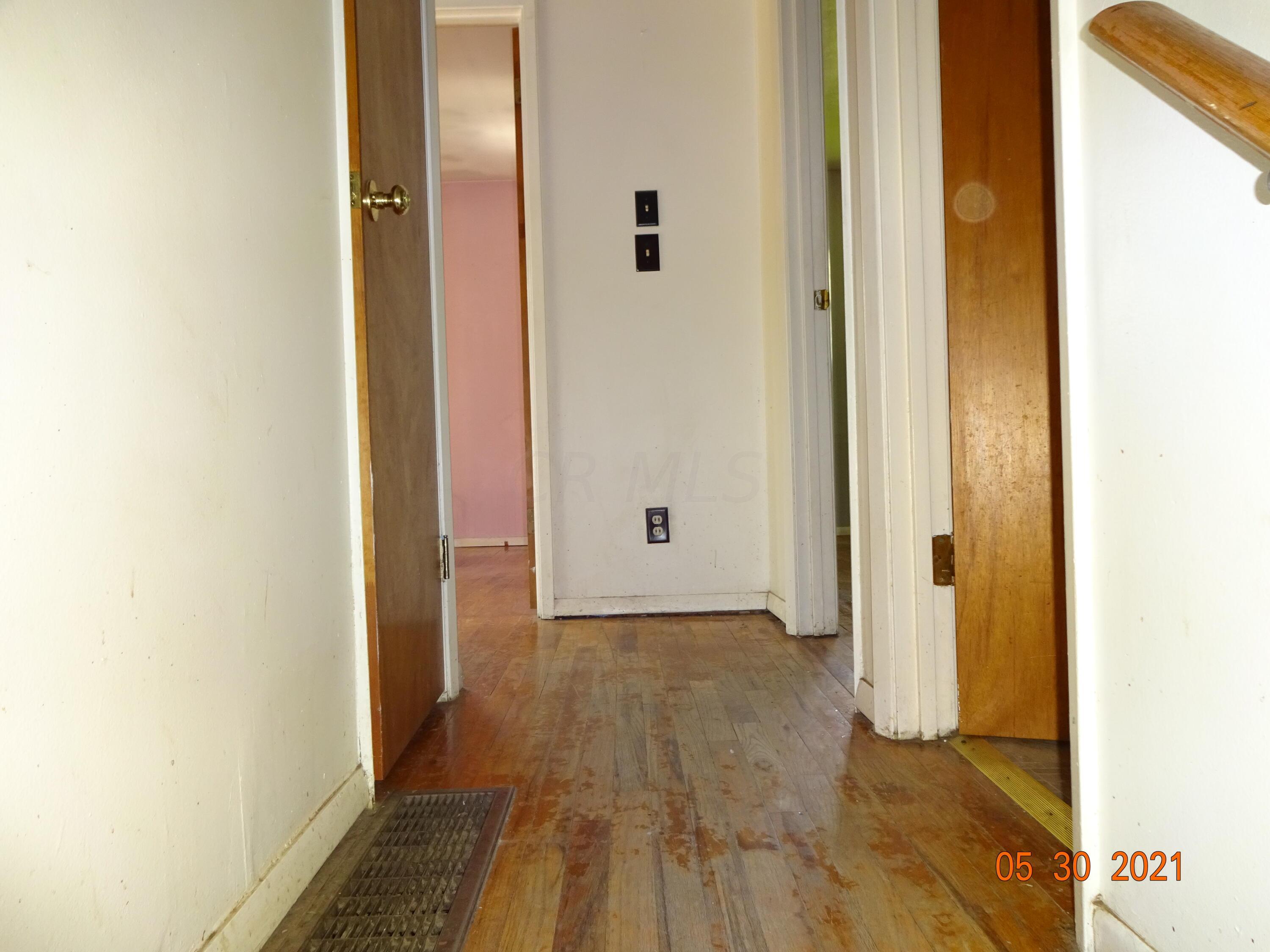 1940 Alsace Road Columbus, OH 43232 - Photo 29 of 38 Gallery Image 29