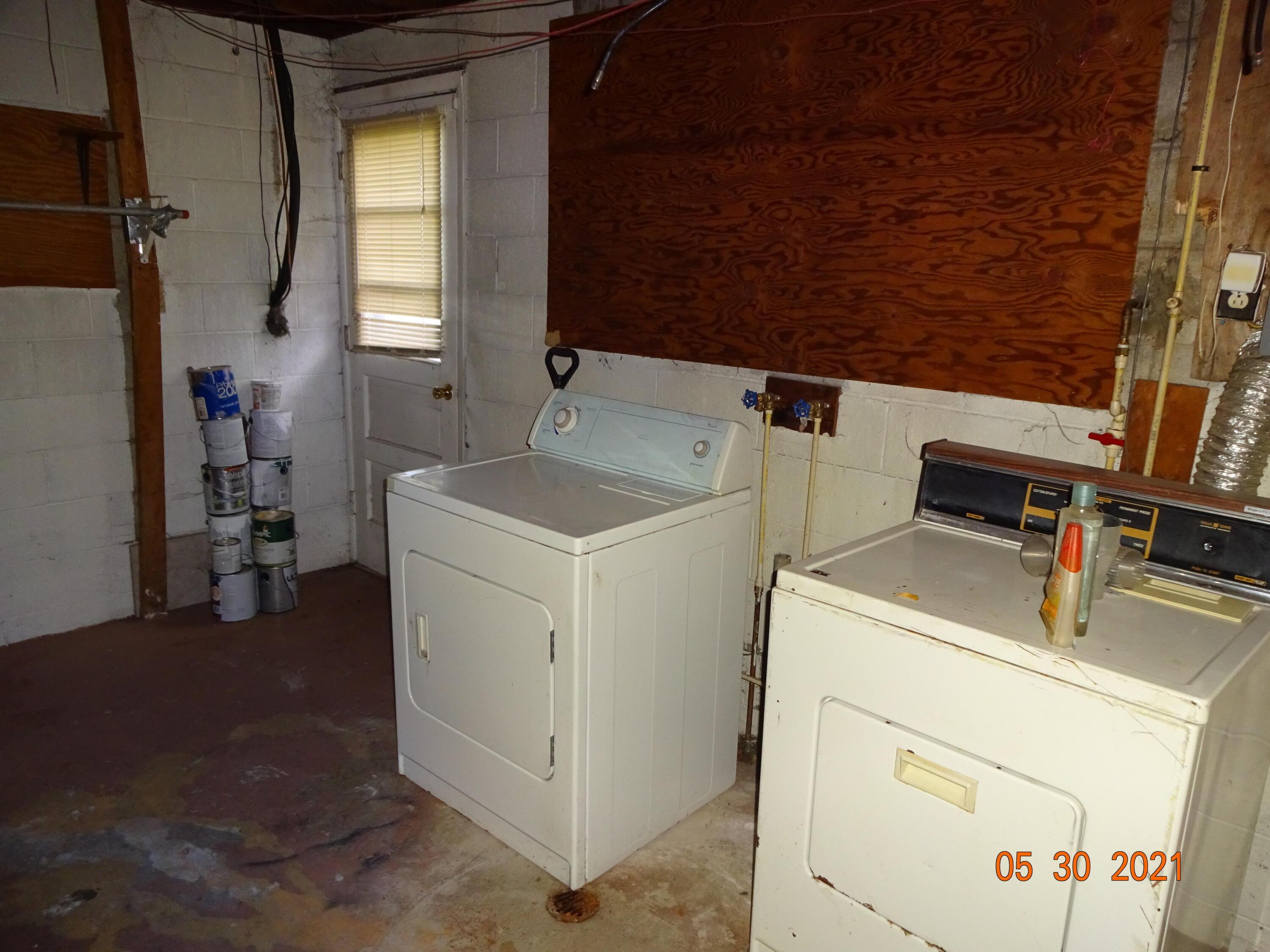 1940 Alsace Road Columbus, OH 43232 - Photo 36 of 38 Gallery Image 36