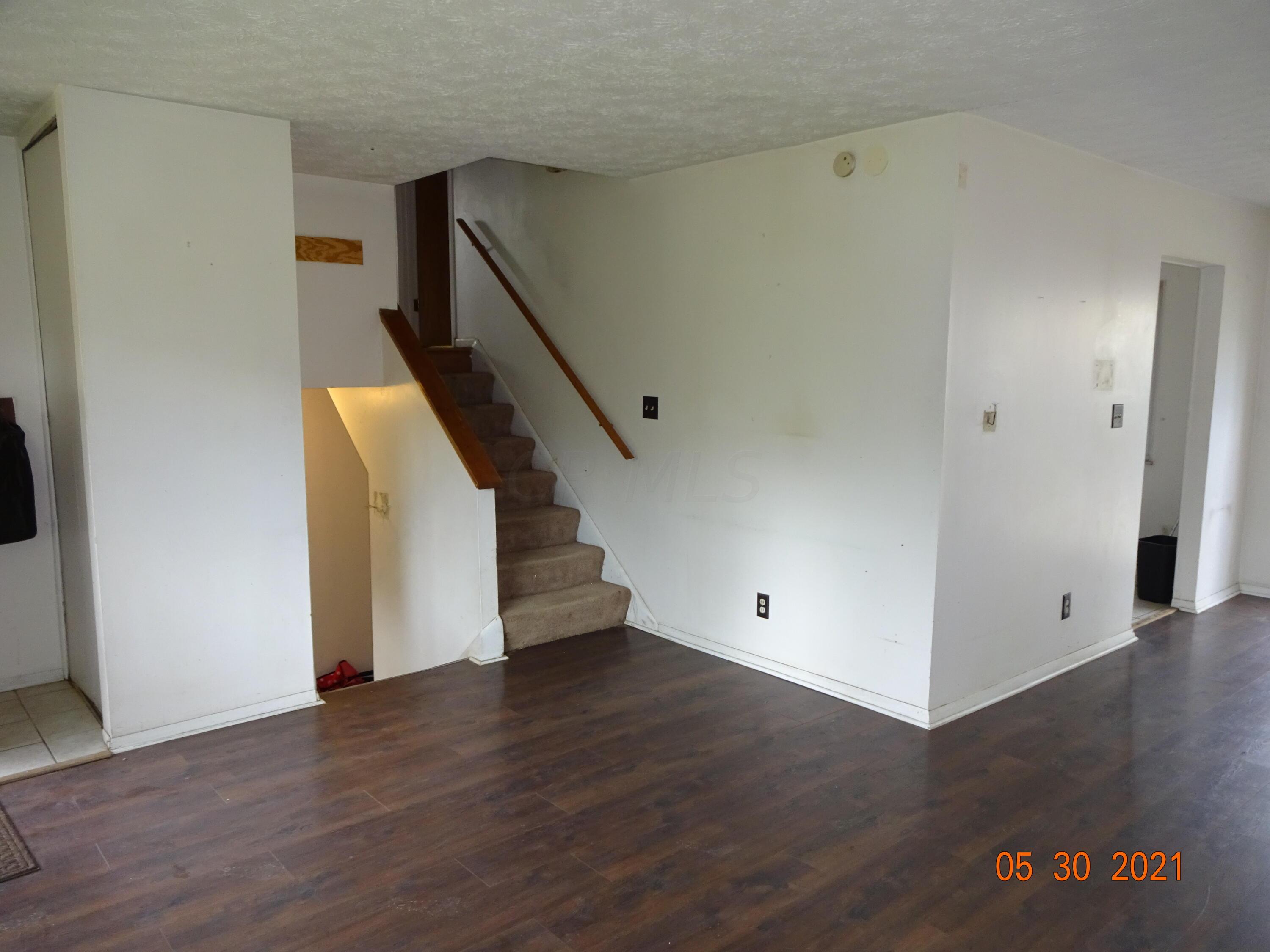 1940 Alsace Road Columbus, OH 43232 - Photo 8 of 38 Gallery Image 8